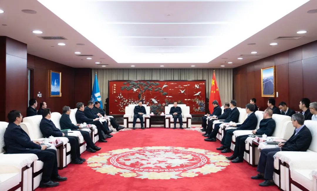 華電集團(tuán)黨組書記、董事長江毅會見東方電氣黨組書記、董事長俞培根