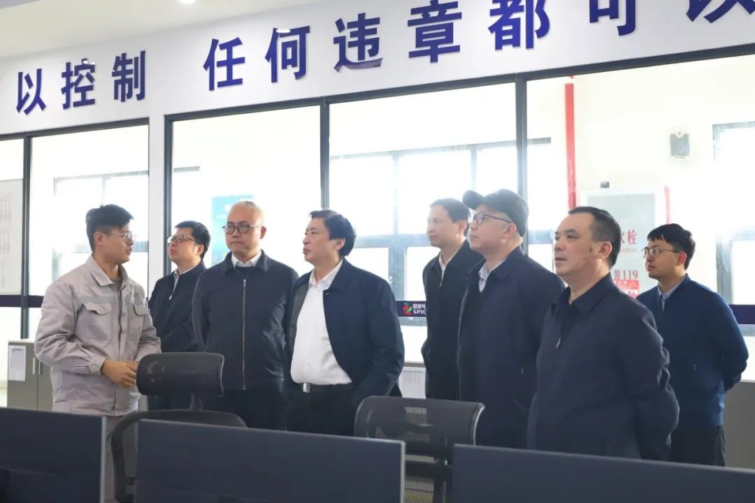 中國(guó)工程院院士謝和平調(diào)研前詹風(fēng)電、前詹港電