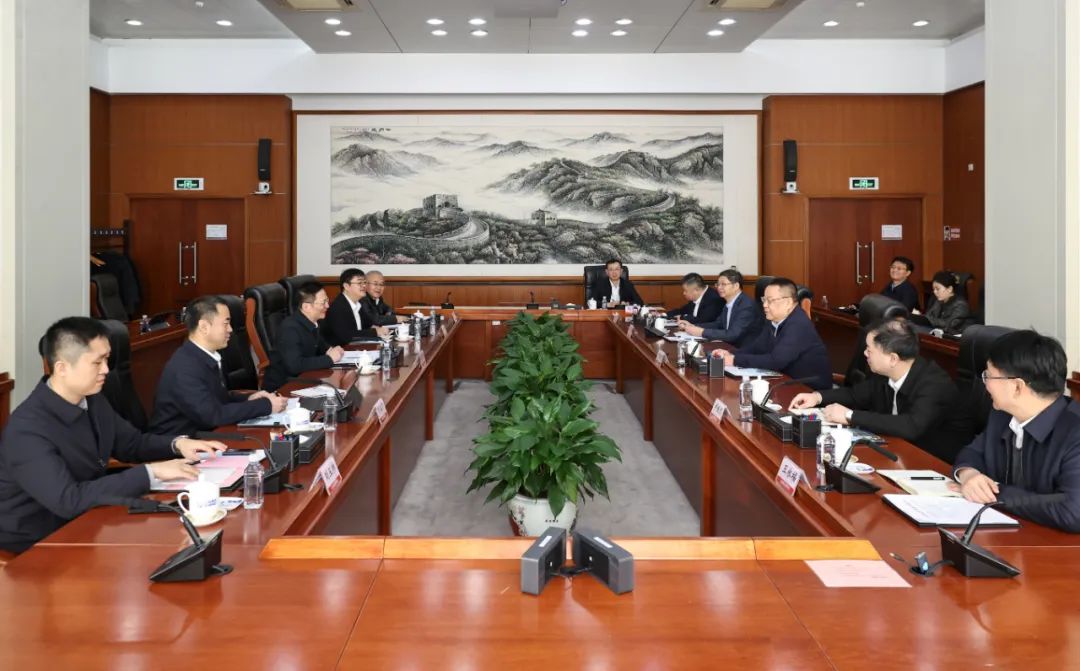 中核集團會見哈電集團總經(jīng)理、黨委副書記黃偉一行
