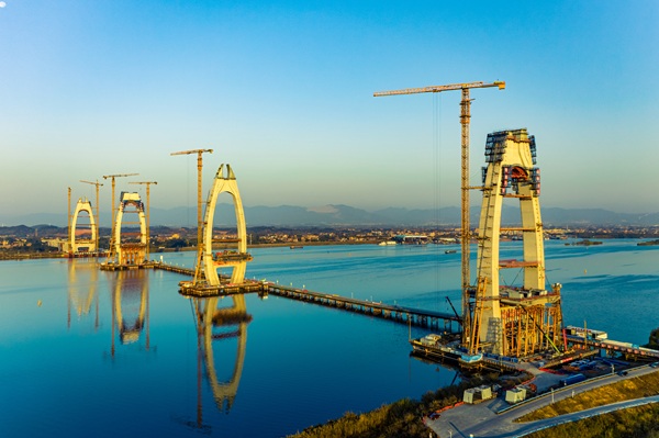 廣東交通集團(tuán)按下項目建設(shè)“快進(jìn)鍵” 沖刺“開門紅”