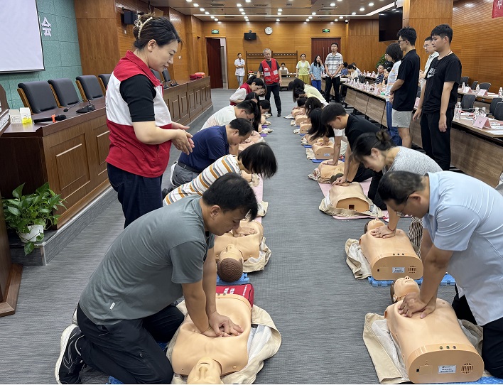 中國電科院舉辦應(yīng)急救護及AED操作能力提升培訓(xùn)